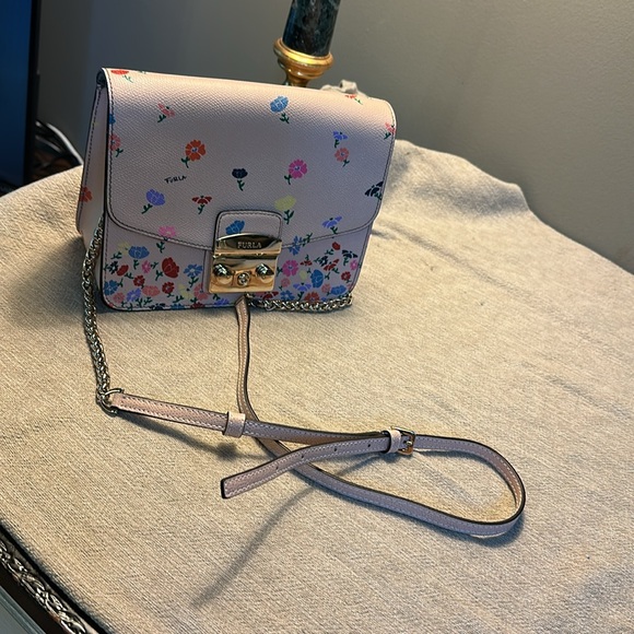 Furla Floral Beige Crossbody Bag - Picture 16 of 16